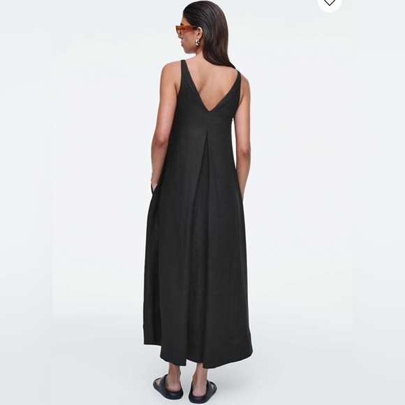 COS Dresses & Skirts - COS Black Sleeveless V‑Back Maxi Dress
